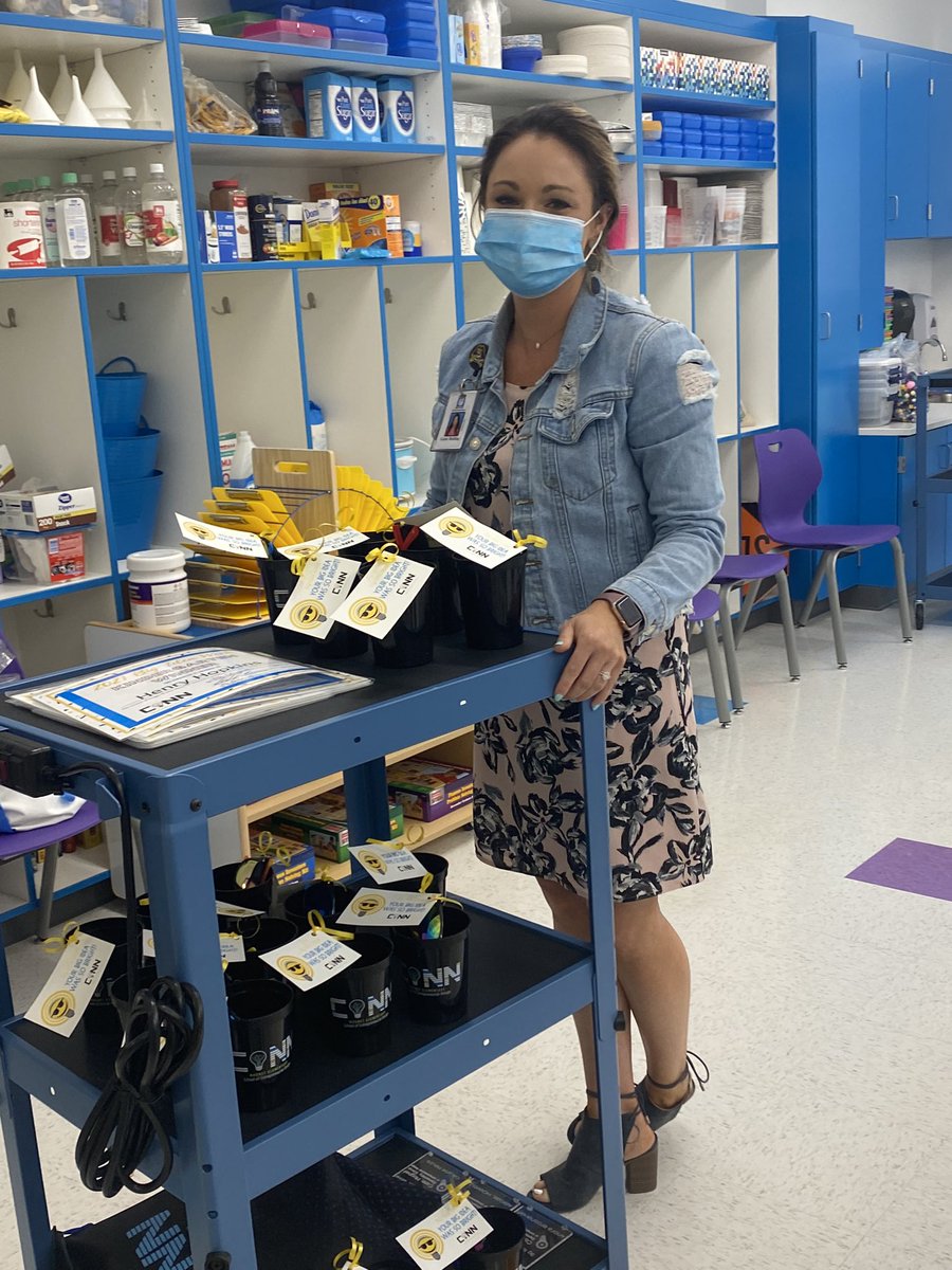 NCSTEMDIVA's tweet photo. @ConnMagnet is so 🍀 to have such an amazing @wcpssmagnets coordinator who does so much to inspire our Ss. Thank you @CONNectingCONN for all that you do! https://t.co/XHAGaMGTs4