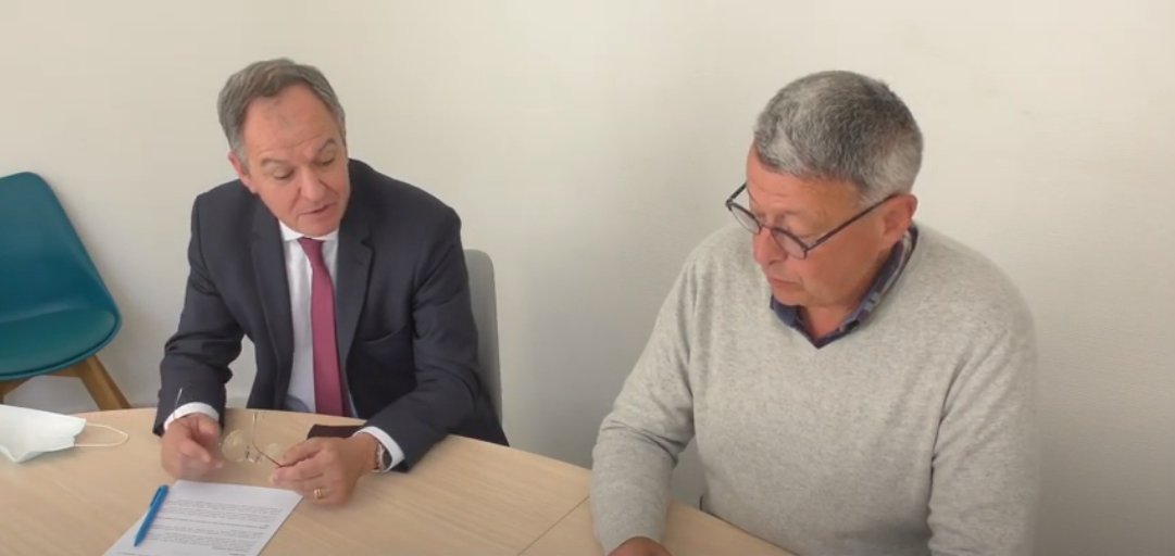 ADMRun's tweet photo. 📣L'ADMR et l'association Lions Alzheimer signent un partenariat autour de l'opération « Une rose jaune pour Alzheimer » qui se déroulera partout en France en septembre prochain.
Lire le CP▶️https://t.co/dGXNgYSzJw https://t.co/z8RRXE7CwL