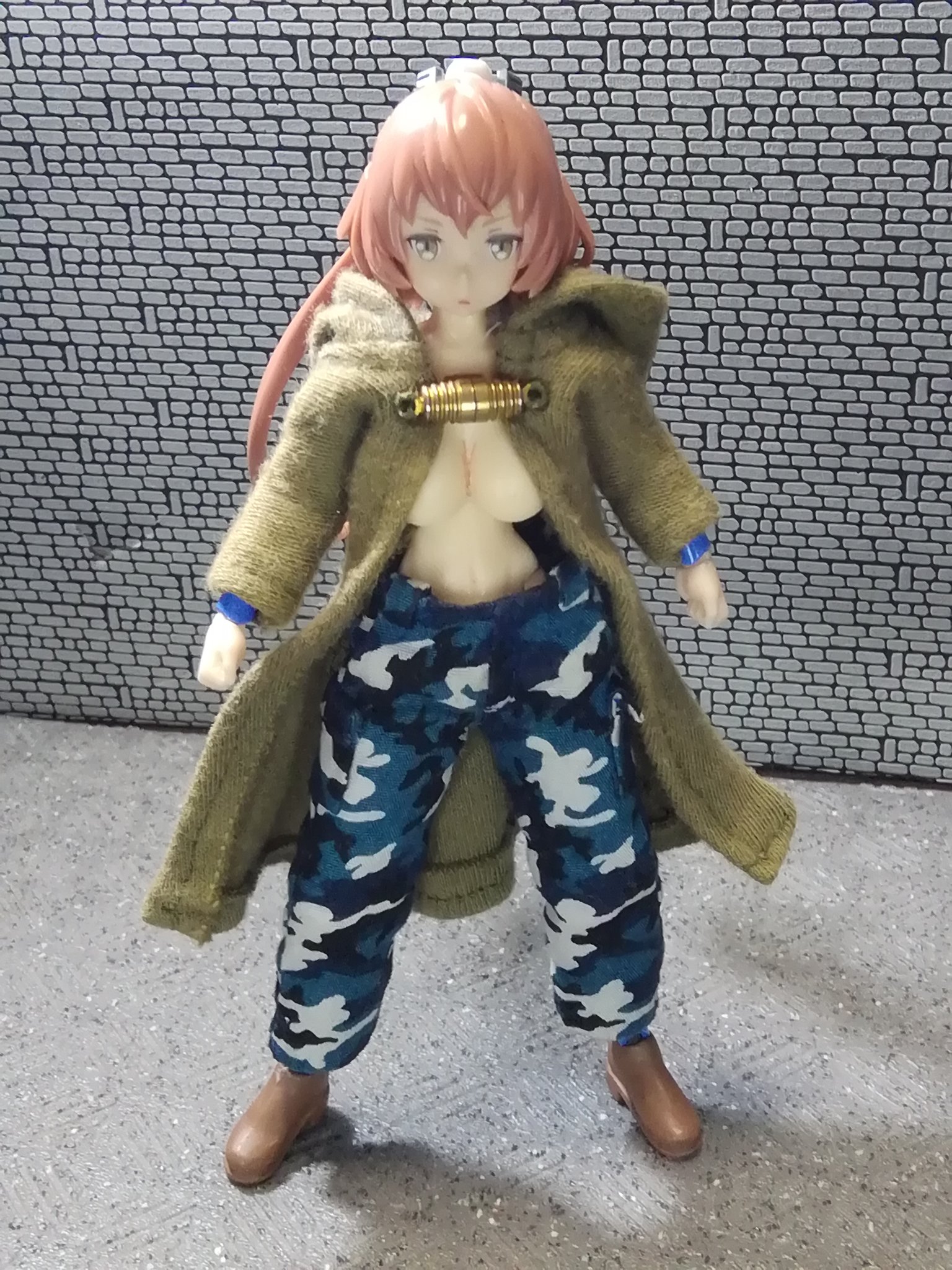 影迷彩 A K A 影忍 コンペ出展 やんのかこら選手権 メガミデバイス あまりガンつけんな ここじゃ誰を相手しちゃいけねぇか教えてやるよ T Co Qlfimj6cwx Twitter
