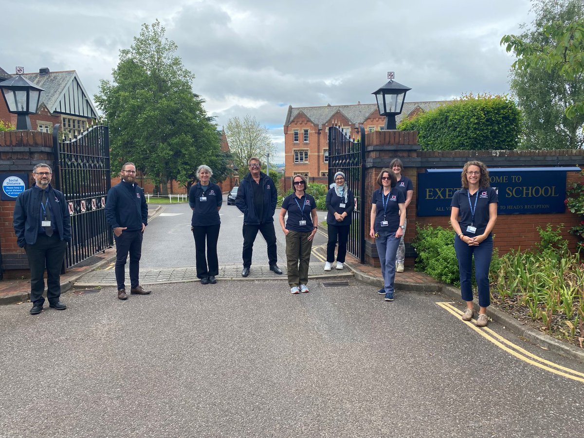ExeterSchoolUK's tweet photo. Thank you to our wonderful technicians who help Exeter School run so smoothly and efficiently. We are delighted to celebrate #TECHOGNITION and recognise their importance every day @TECHOGNITIONUK #technogition #exeterschoolstaff #exeterschool #exetertogether #thankyou https://t.co/CfpblhF0o0