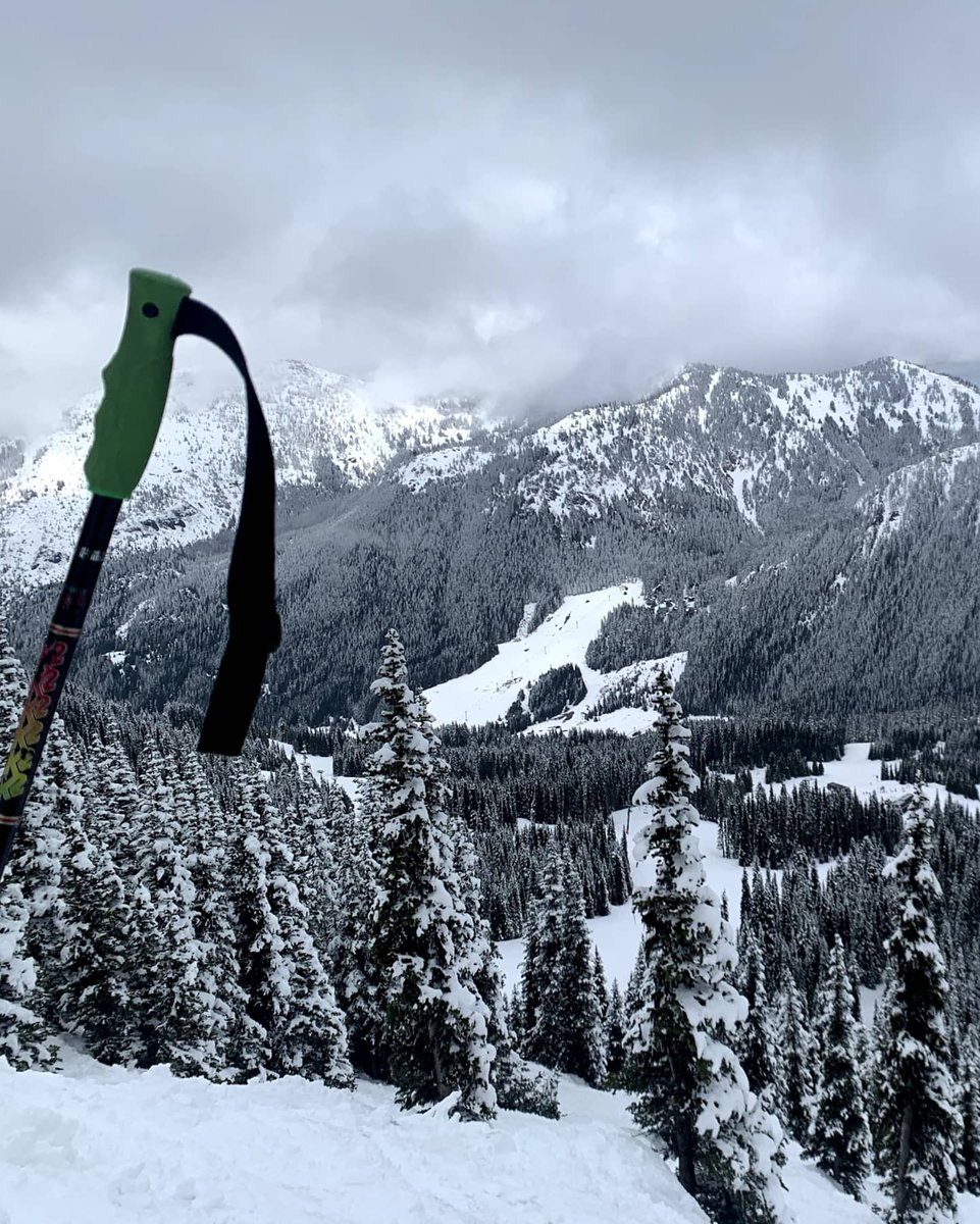 WHY_BE_'s tweet image. fromheretillnow.com/zine/yegorka-r…