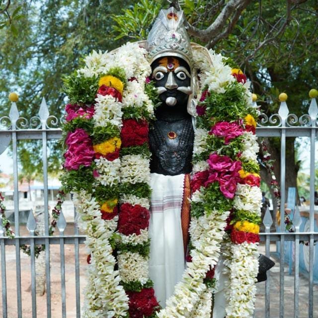MKAshokKumar1's tweet photo. #வாளுக்குவேலிஅம்பலம்பெருவிழா 

#ThenpandiSingam https://t.co/LEwONclVjn