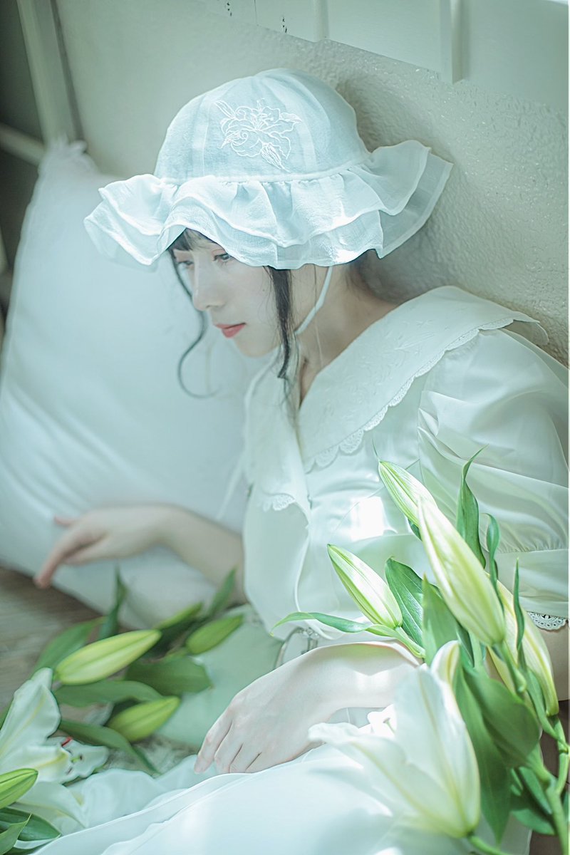 Hihoen_Official's tweet photo. Casablanca embroidery sheer frill hat
https://t.co/eDNVJjwmBw https://t.co/WLnxsXRJCh