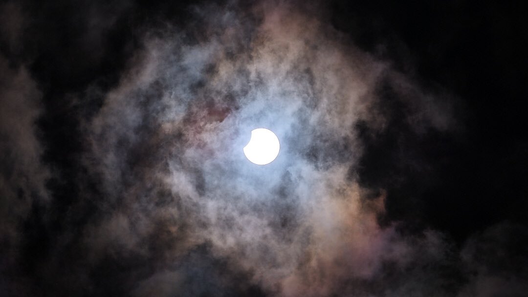 sihaywardphoto's tweet photo. Anyone see the partial eclipse this morning? I managed to get a few shots between/through the clouds...

#eclipse #partialeclipse #eclipseuk #eclipseclouds #eclipse2021 #toocloudyeclipse https://t.co/ElLvYJ6j7a
