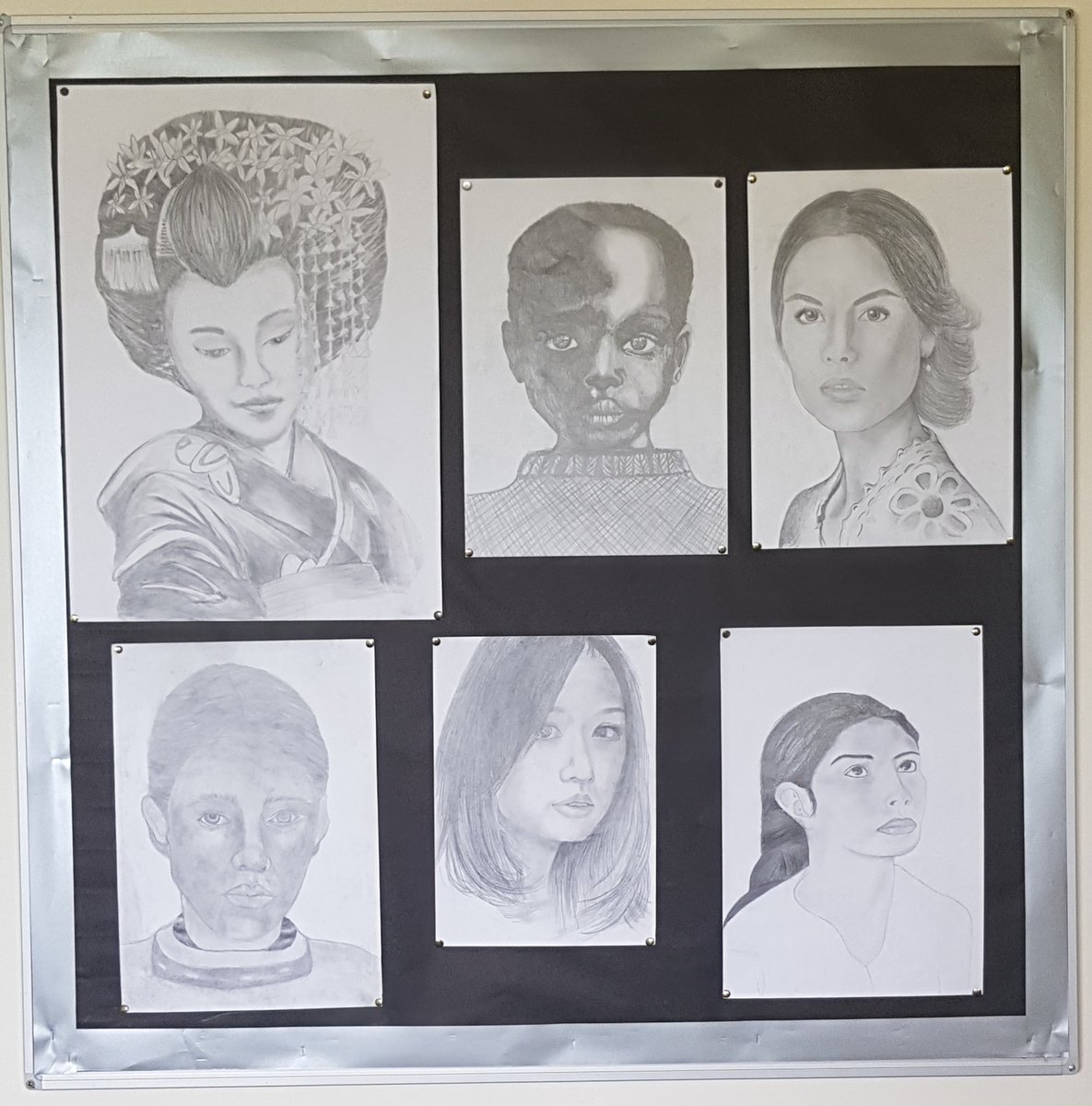 Manor Art & Design tweet media