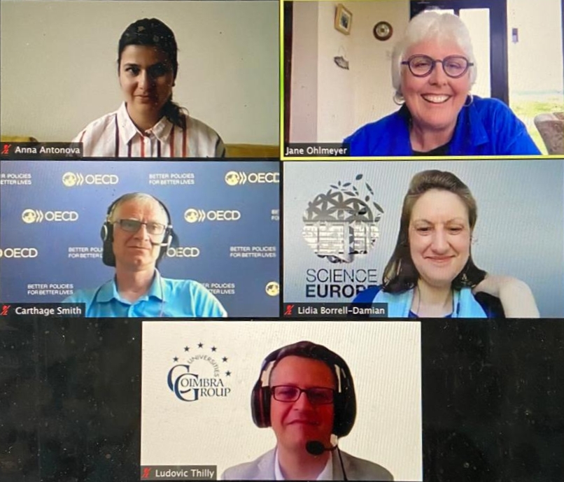 LThilly_CG's tweet image. Delighted to represent @CoimbraGroup at #shapeIDtoolkit Policy panel with @janeohlmeyer &amp;amp; @LidiaBorrellDam: SHAPE-ID toolkit is truly instrumental in the promotion &amp;amp; realization of inter/transdisciplinary research, where AHSS should not at periphery BUT at the core!
FULL SUPPORT!