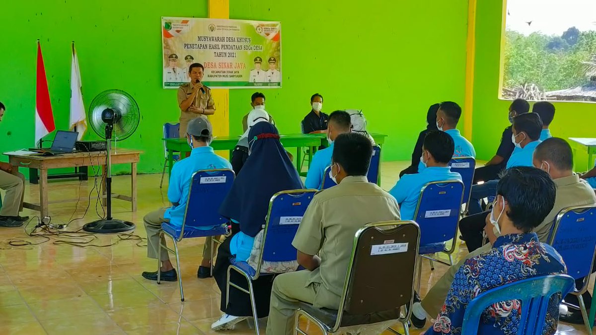 Suhardimusdan2's tweet photo. Giat pelatihan,  pendataan sampai musyawarah
@Jokowi
@halimiskandarnu
@malik_haramain
@imansyukri 
@taufikmadjid71
@yusradaridesa
@azzameldzikrie
@tppkemendes
@kemendesapdtt 
@berandadesaID
@zella0602 
#GusMenteri 
#TPPSumsel
#TPPMUBA
#TPPJirakJaya https://t.co/4qrPVrDQ77