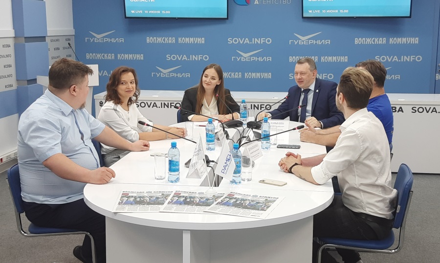Samara_Digital's tweet photo. Руководитель Проектного офиса цифрового развития #СО Дмитрий Камынин и руководители самарский IT компаний рассказали о своих социальных проектах, которые известны далеко за пределами нашего региона: #itopus #404fest #технодар #itolympics #volgaitcamp
👉https://t.co/6pdZ2M9Qdm https://t.co/GXYUQHMZdn