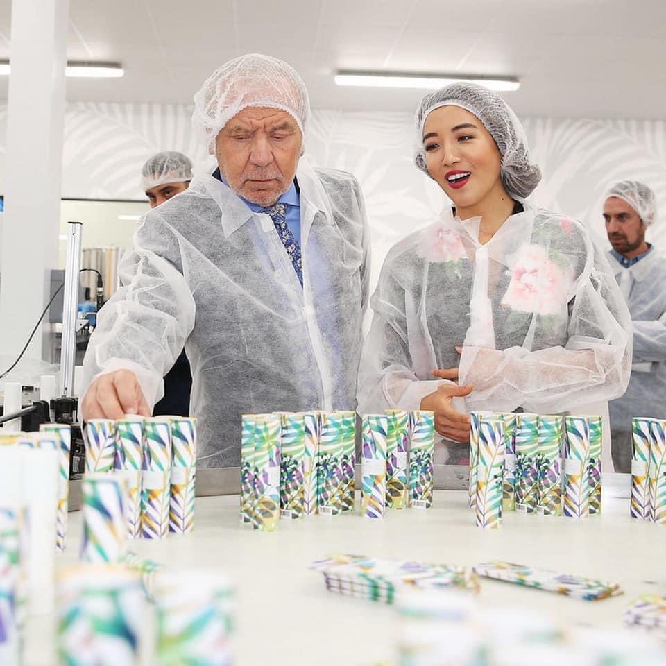 JennieTropic's tweet photo. DID YOU KNOW? 

@susanma made an appearance in BBC’s The Apprentice back in 2011. @Lord_Sugar was so impressed by the products that he invested to become a 50/50 partner. Which swiftly moved Tropic from Susie’s mums kitchen to our first ever Tropic HQ. https://t.co/oIwuozW7GA