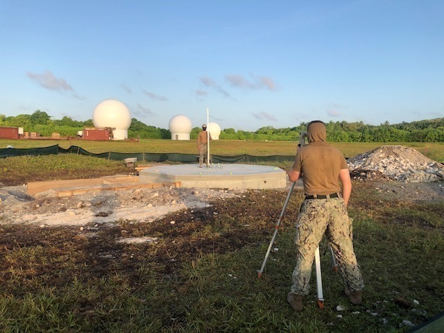 USNavy's tweet photo. Proving that #Seabees "Can Do!" 🛠️ 🐝
Seabees assigned to Naval Mobile Construction Battalion #NMCB4 are seen here at the Hornet Antenna project in Diego Garcia, which collects space environmental data to forecast the effects on terrestrial and space-based systems. https://t.co/Jv62uiz7FV