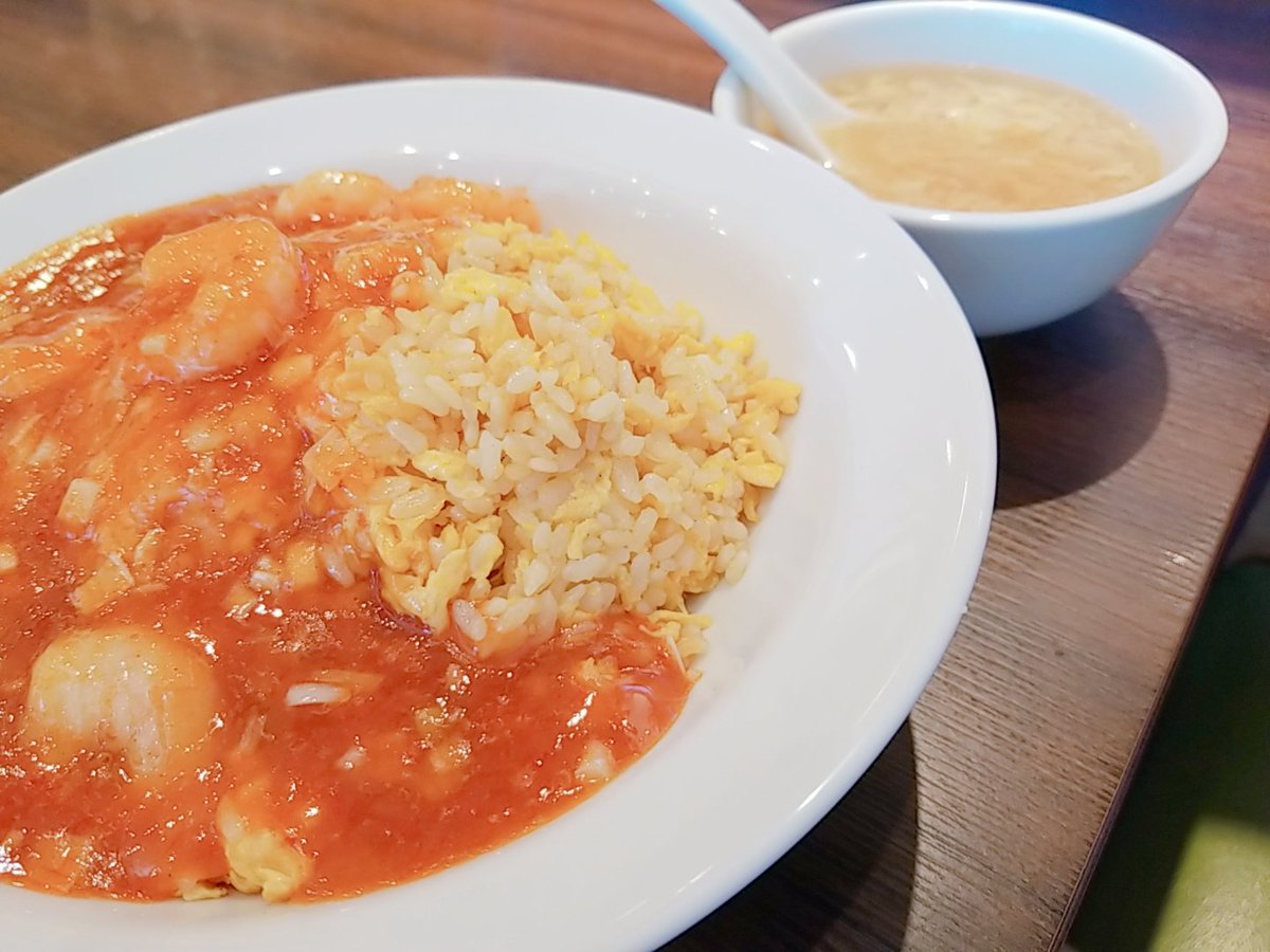 rirari1203's tweet photo. ばいばい、いまのお店💨
思い出いっぱい😢 https://t.co/yq9btr7MuU