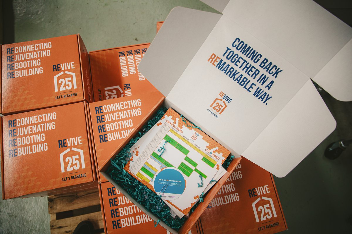 planitincevents's tweet photo. What's a challenge we overcame in 2021? Helping our client's maximize their digital impact. 👊🖥️

📷: Ben Semisch  @rightathomeUS
#MeetNowMeetSmart #VirtualEvents #MeetingBoxes #EventBoxes #CorporateEvents #FranchiseEvents https://t.co/reyaHMDKEV