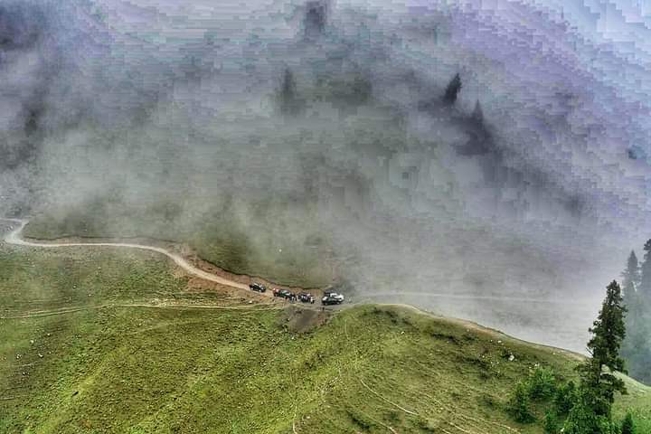 XploreDir's tweet photo. Badgoi meadows and badgoi top in upper reaches of Kohistan valley district dir upper Khyber Pakhtunkhwa. Badgoi top connect upper Dir district with Utror Kalam.
For more detail 👇
https://t.co/SvKkarZyq7
#DOPA 
#ExploreDir 
#Kpktourism 
#Tourism 
#beautiful 
#NaturePhotography https://t.co/WD69MUffN5