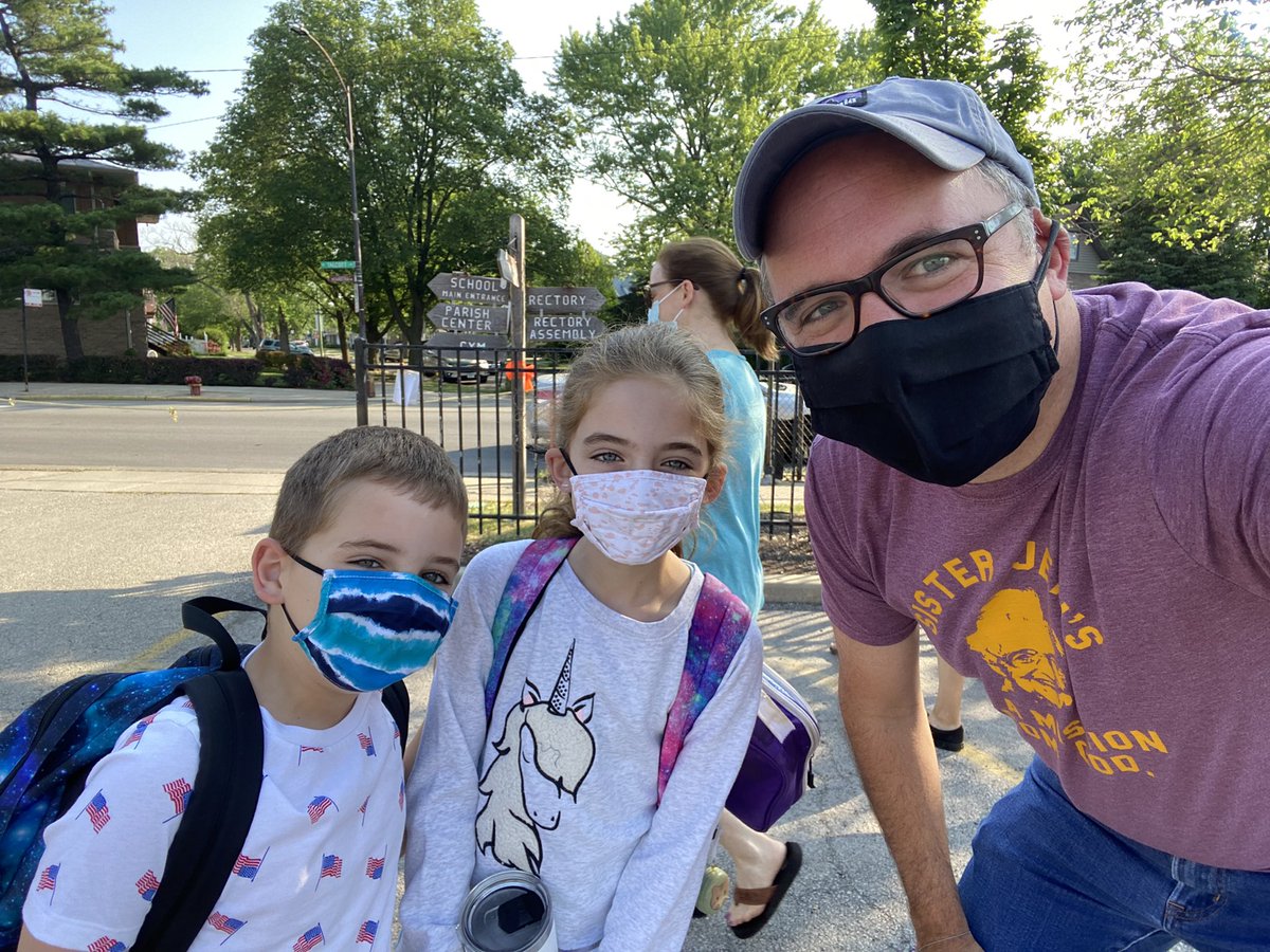 Carroll46's tweet image. In August, @ChiCathSchools safely opened for in-person learning and today, June 10, marks the last full day. Neither one of my children’s classes were shut down due to #COVID19 illness or exposure. Not once.

Thank you to @CardinalBCupich and @ArchChicago for making this happen.