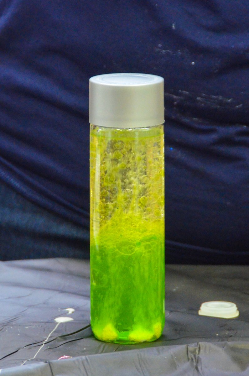 HHHealthyFamily's tweet image. Are you tired of your kids’ brains turning to mush in front of the TV or computer? Try this groovy science experiment: Homemade Lava Lamp! #scienceexperimentforkids

householdhealthy.com/?p=1820