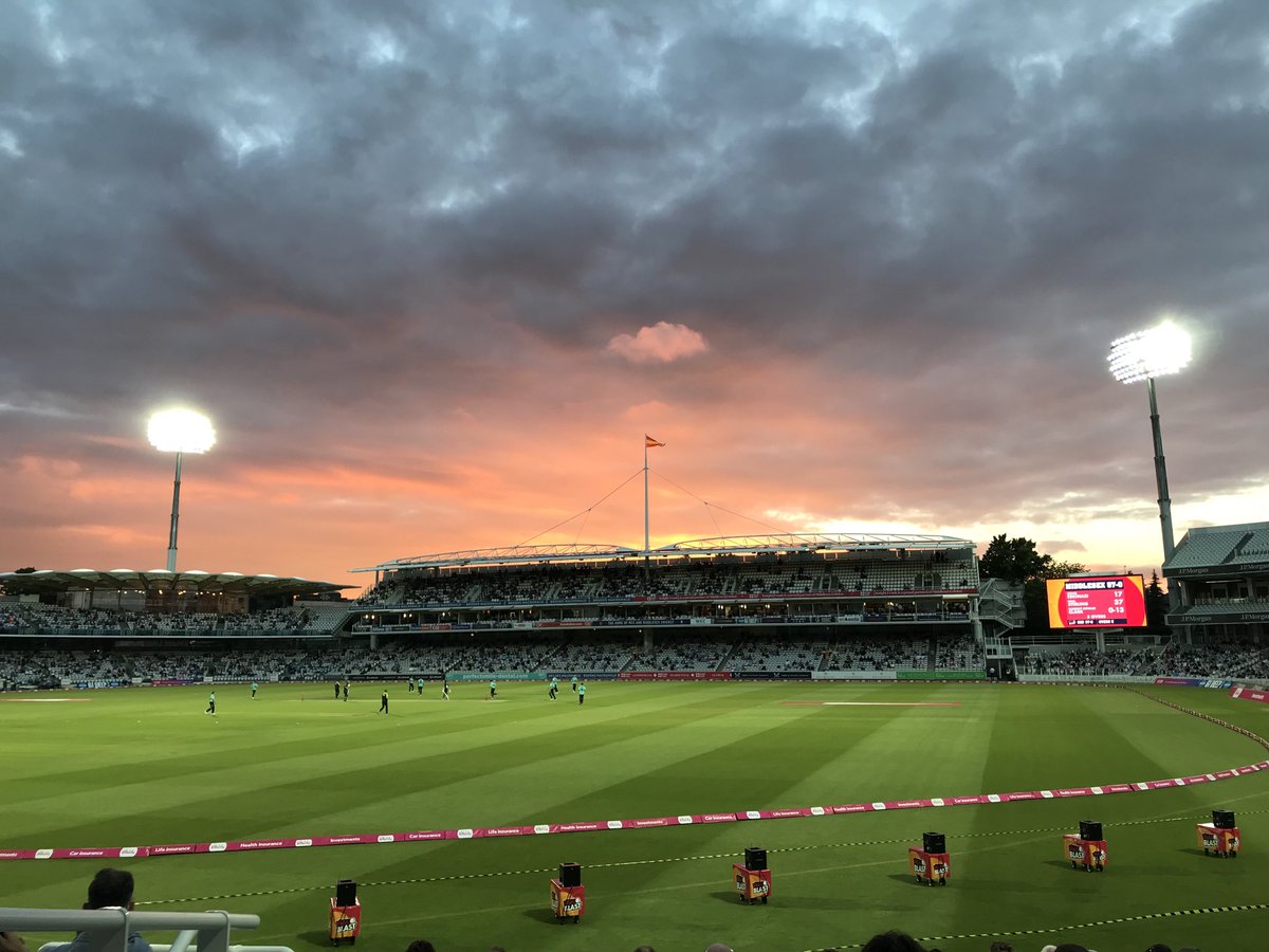 lordrom1's tweet photo. #mdxsur #t20 https://t.co/FUFpA7Lxw2