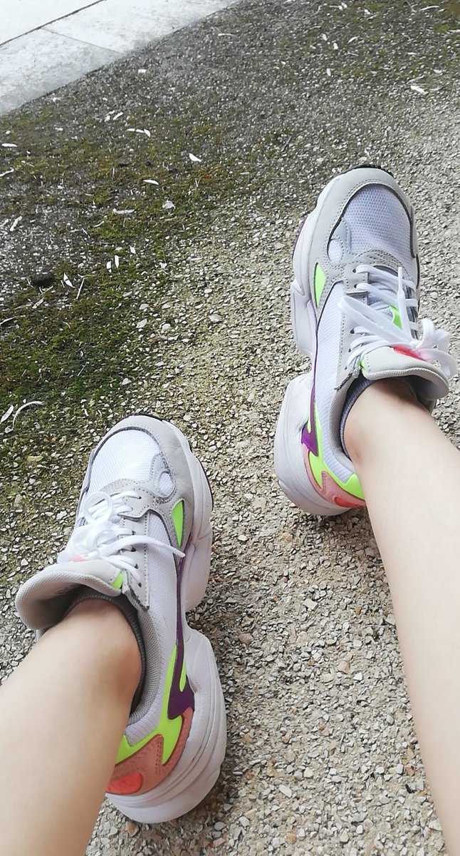 CassandraB69's tweet photo. Les nouvelles 👌😍 j'en veut d'autres avec ton argent chienne 🐶
#soumis #feet #moneyslave #findom #money #paypig #moneymiss #humiliation #fetichiste #bitemolle #femdom #domina #esclave #offrandes #raque #chienne https://t.co/L3AKGp231s