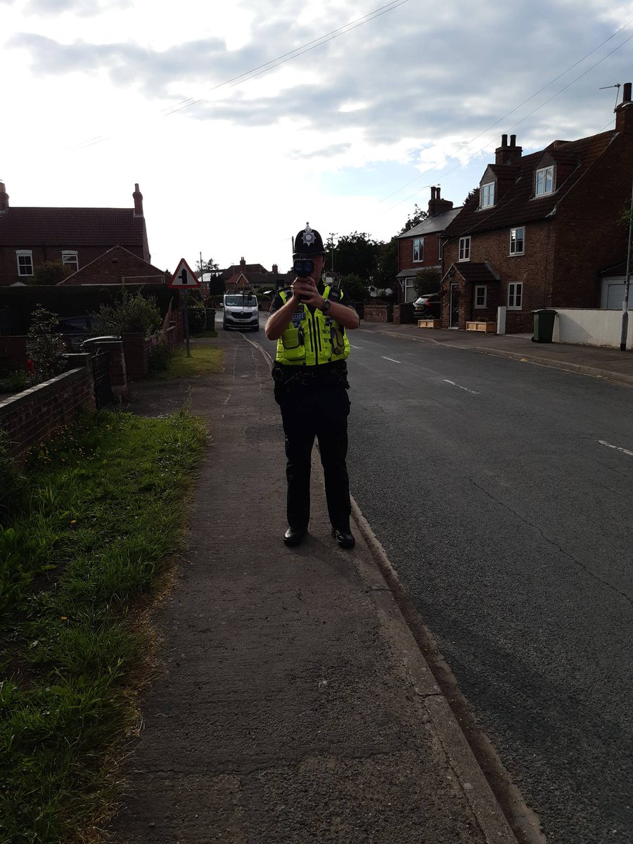 Humberbeat_ERYW's tweet photo. #WestCowick #GooleNPT
We've been responding to complaints from residents about speeding HGV's going through the village. After a meeting with Highway engineers we have today been #humbertalking.
Have your say and tell us what it's like where you live.
https://t.co/f3Lf1zf8xJ https://t.co/qTXztbYT80