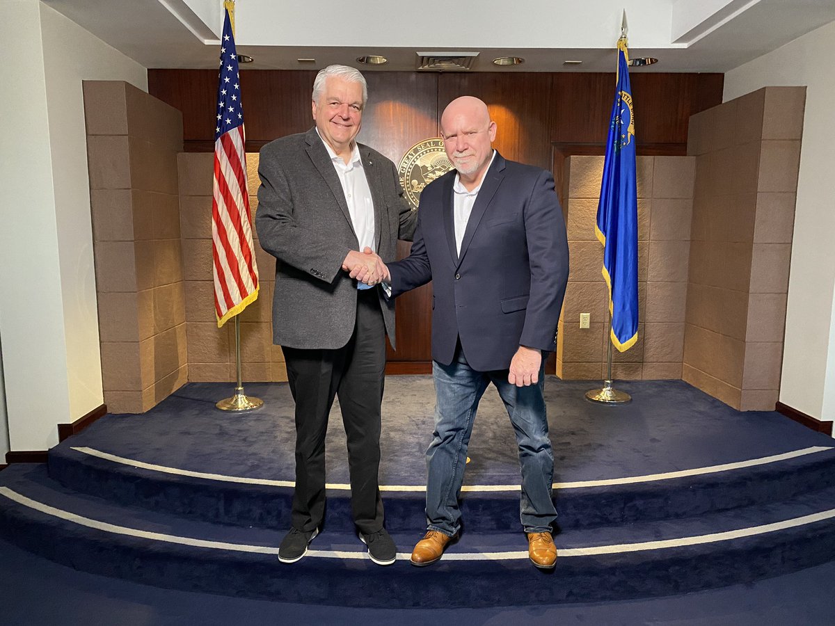 WSCarpenters's tweet image. SWRCC VP Frank Hawk had the opportunity to visit with @GovSisolak today and talk about our apprenticeship program, and also thank him for signing #SB430 which will fund #infrastructure projects and provide good-paying #union jobs that will put Nevada to work!
