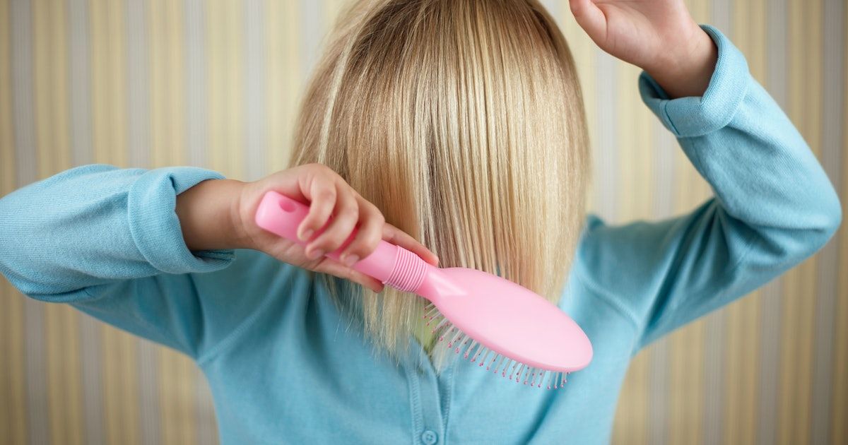 Vamousse Lice Treatment is a pesticide-free mousse that kills the lice AND the nits/eggs in one 15 minute treatment. After treatment, you use the comb to comb out the DEAD lice and eggs and you don't have to retreat in 7 to ten days.  bit.ly/3pIQ4N2