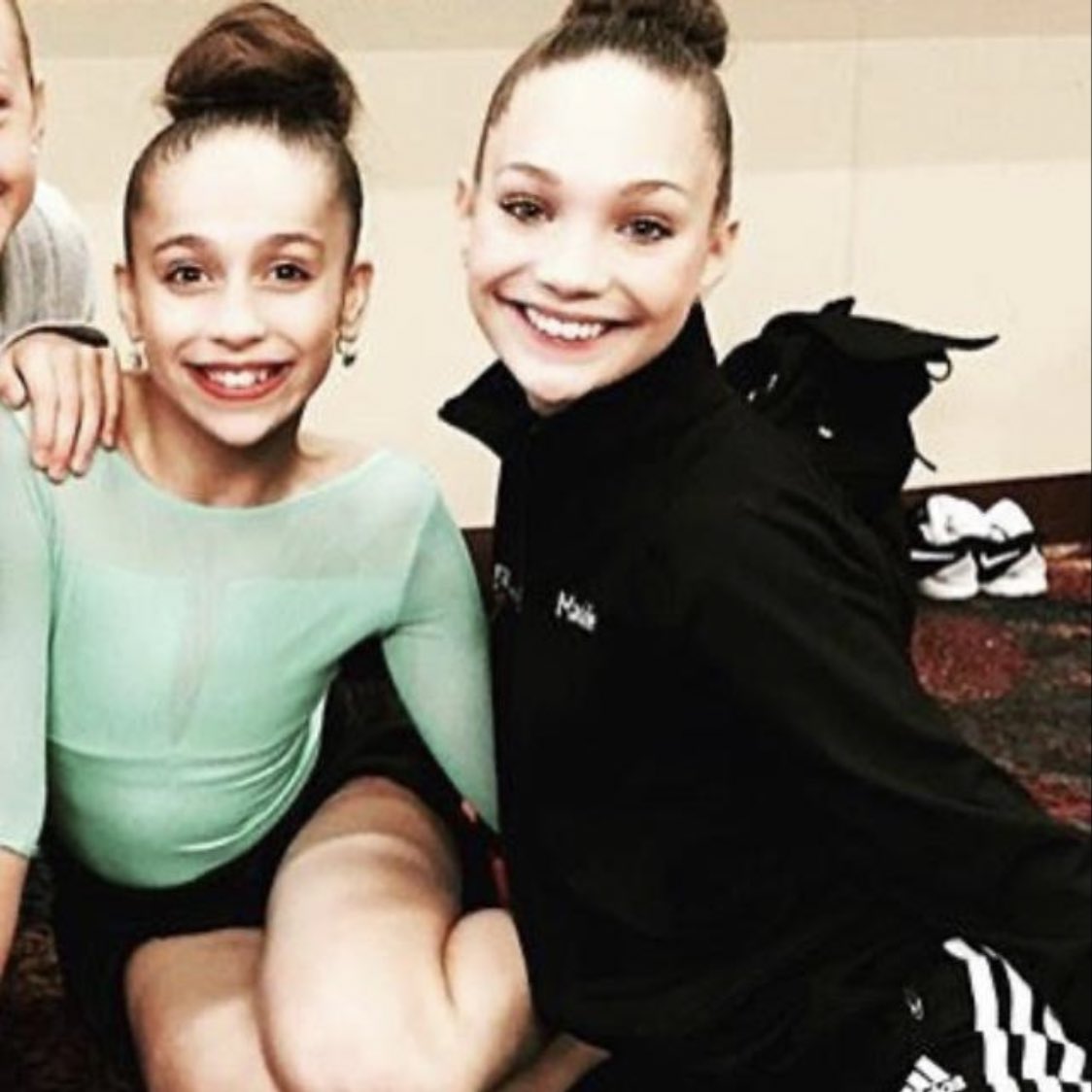 Tate McRae, Maddie Ziegler Wiki