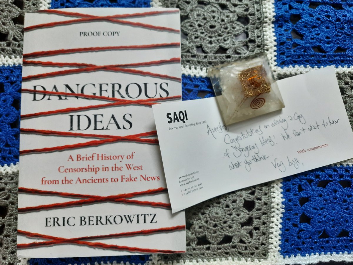 felinemusings's tweet photo. A pleasant surprise this evening - a brand new #book and a handwritten note. Little things that make you happy. Thank you @SaqiBooks

#SaqiBooks #DangerousIdeas #TheWestbournePress #EricBerkowitz
#Books #BookReviews

Check out about this book here: https://t.co/nNJCULU4jr https://t.co/3XLVILCQ5a