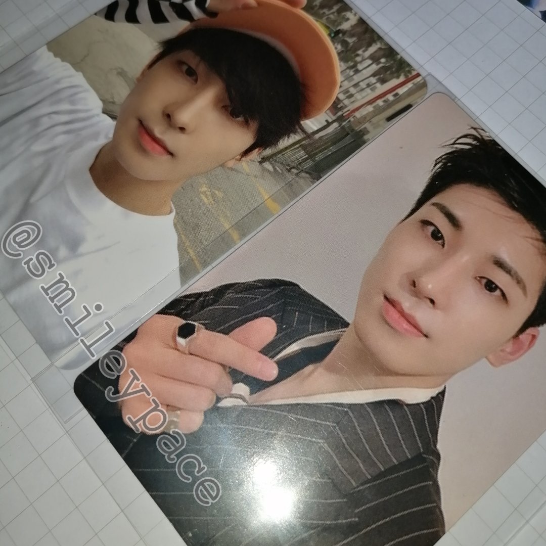 smileypace's tweet photo. 𝙩𝙤𝙙𝙖𝙮'𝙨 𝙢𝙖𝙞𝙡 🌌

paket malem² 😆 
dua pc ini akhirnya nyampe huaa 🤩❤️ 

ˢᵖᵉᶜⁱᵃˡ ᵗʰᵃⁿᵏˢ ᵗᵒ @SoonHoonGO
makacih banyak udah bantu jajan selama ini 🥺🙆‍♀️🙇‍♀️ https://t.co/gENV63WJWq