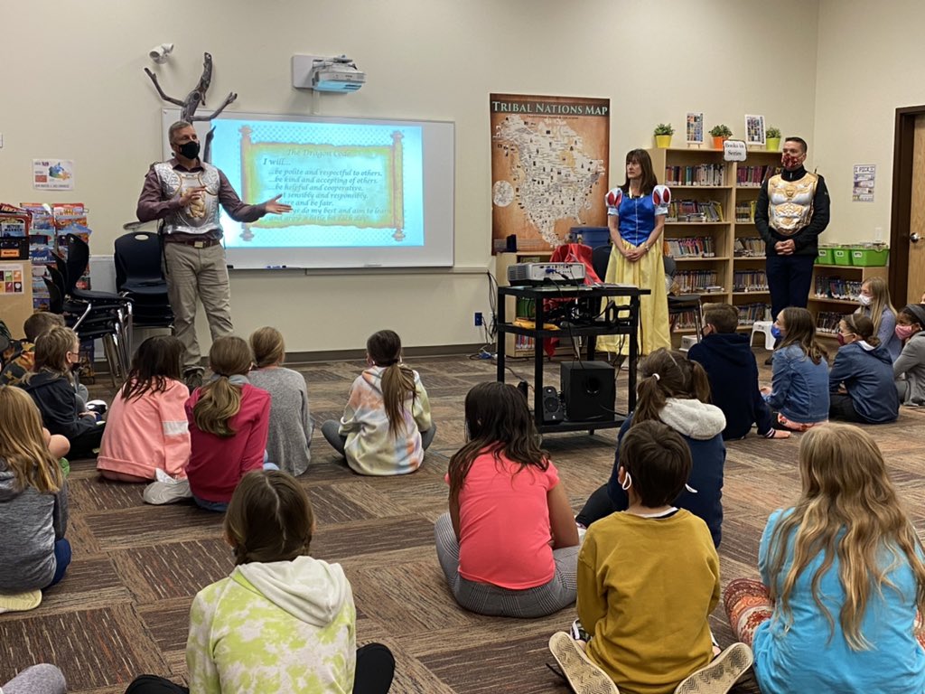 Sarah Thompson tweet media