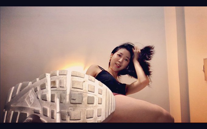 Stinky smelly socks &amp; sneakers 🔥 https://t.co/iXPhUijT86<a href="/tag/leather"class="tags"><span>#leather</span></a><a href="/tag/youtube"class="tags"><span>#youtube</span></a><a href="/tag/giantess"class="tags"><span>#giantess</span></a><a href="/tag/leatherpants"class="tags"><span>#leatherpants</span></a><a href="/tag/giantessfetish"class="tags"><span>#giantessfetish</span></a>