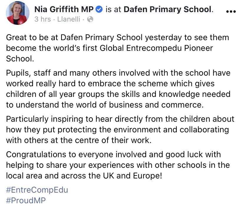 Dafen School tweet media