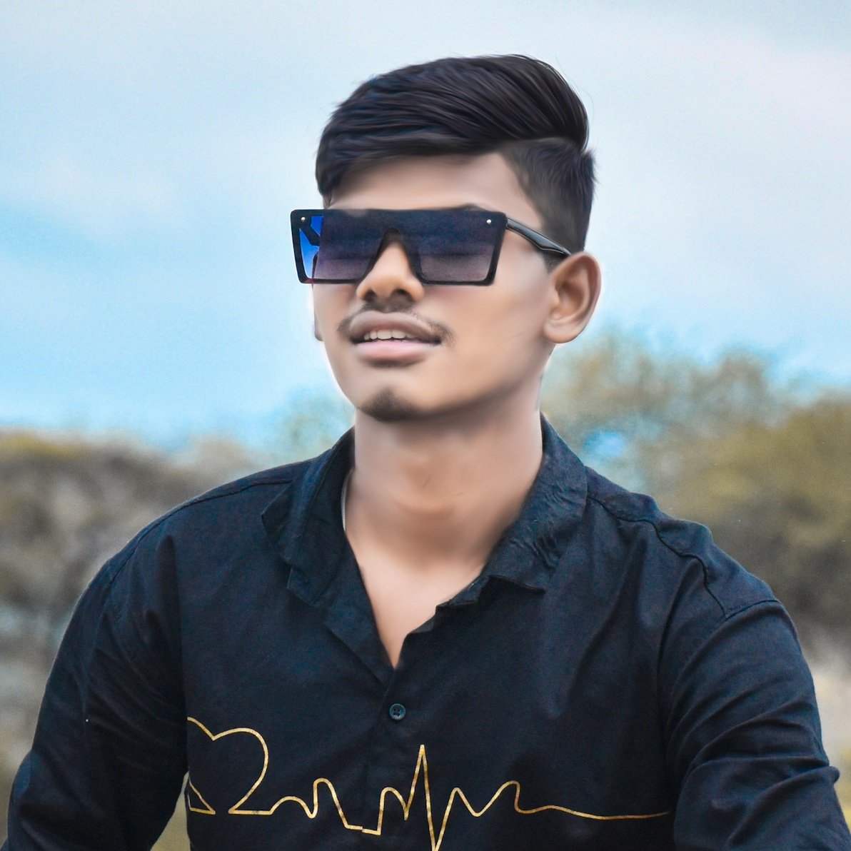 RupeshPithe1's tweet photo. #NewProfilePic https://t.co/jyl0OcNGNn