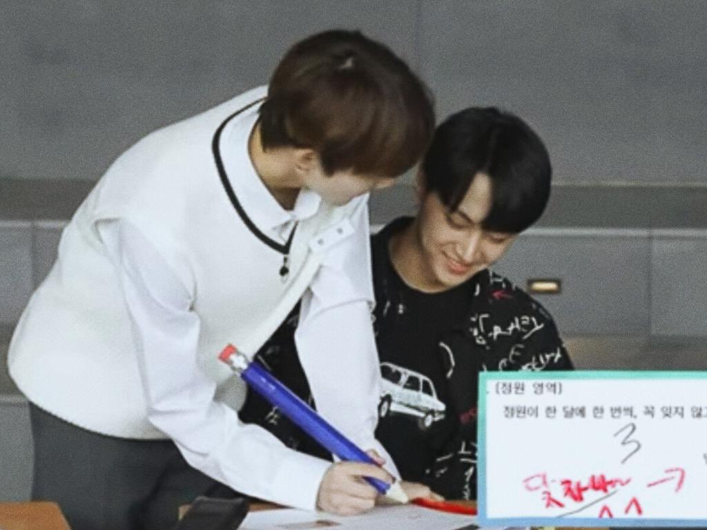 ตอนสอบเจย์เอาน้องจองวอนเข้าไปด้วยแน่นอน เพราะจองวอนคือคำตอบของทุกสิ่ง