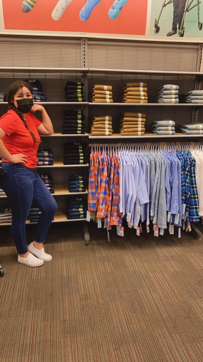 cruzboy001's tweet photo. Getting style ready for the day and this warm weather this weekend! Denim folds on point! VMGβs being set!!! π π π©³ @Katydid1782 @MollyMrshmallow @AgentFrid #T1782 #workwhereyoulove #vmgs #denim https://t.co/pGBvZ9b71D