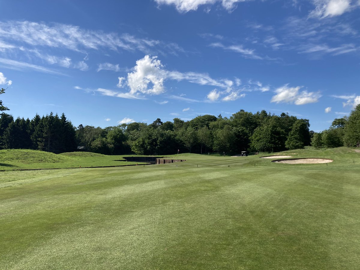 winkerwatson1's tweet photo. Galgorm Castle in amazing shape ahead of the @World_Inv_Golf. Loads of improvements to the course including a water feature at 18. https://t.co/zLwzc9pUeg