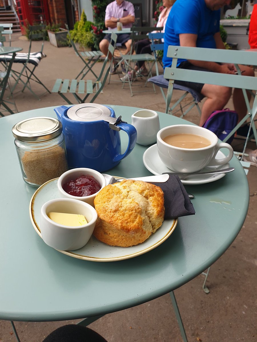 TimSwain10's tweet photo. Cream tea in goring today #scone #butterfirst https://t.co/fW1Cgv9Urr