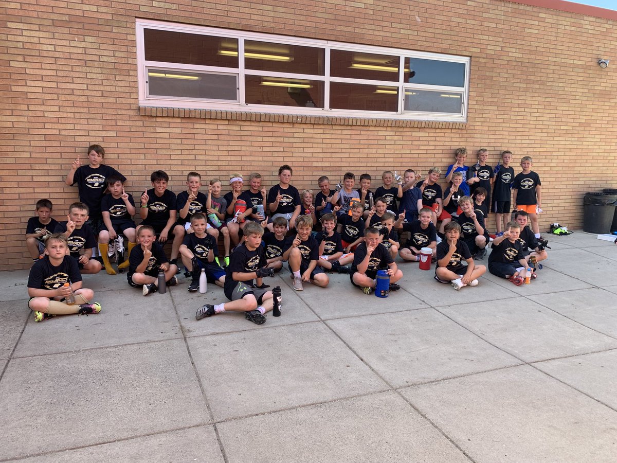 RobStantonr's tweet photo. We had a great time at camp!  Grades 3-6! https://t.co/OG2gzfger0