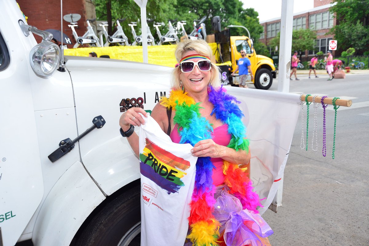 ComEd's tweet image. Our commitment to our community goes beyond being an energy provider, it’s also fostering a workplace that’s inclusive of all our differences. 🌈 We’re looking back at past #PrideParades and celebrating our diverse backgrounds! #PrideMonth #TBT