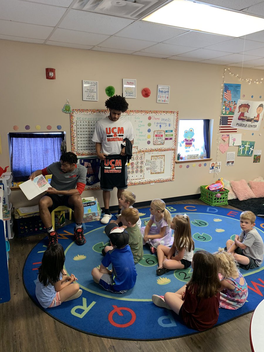 The Mules were out today reading to kids in the community! We had a blast! The Mules Love The Kids! #HoldTheRope #CommittedToTheMule