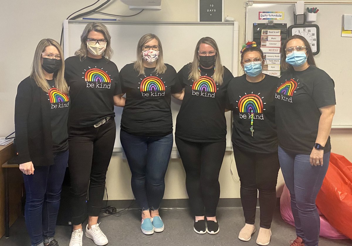 MariaFifield11's tweet image. Celebrating diversity at EPE 🌈 @ElizabethParkEl