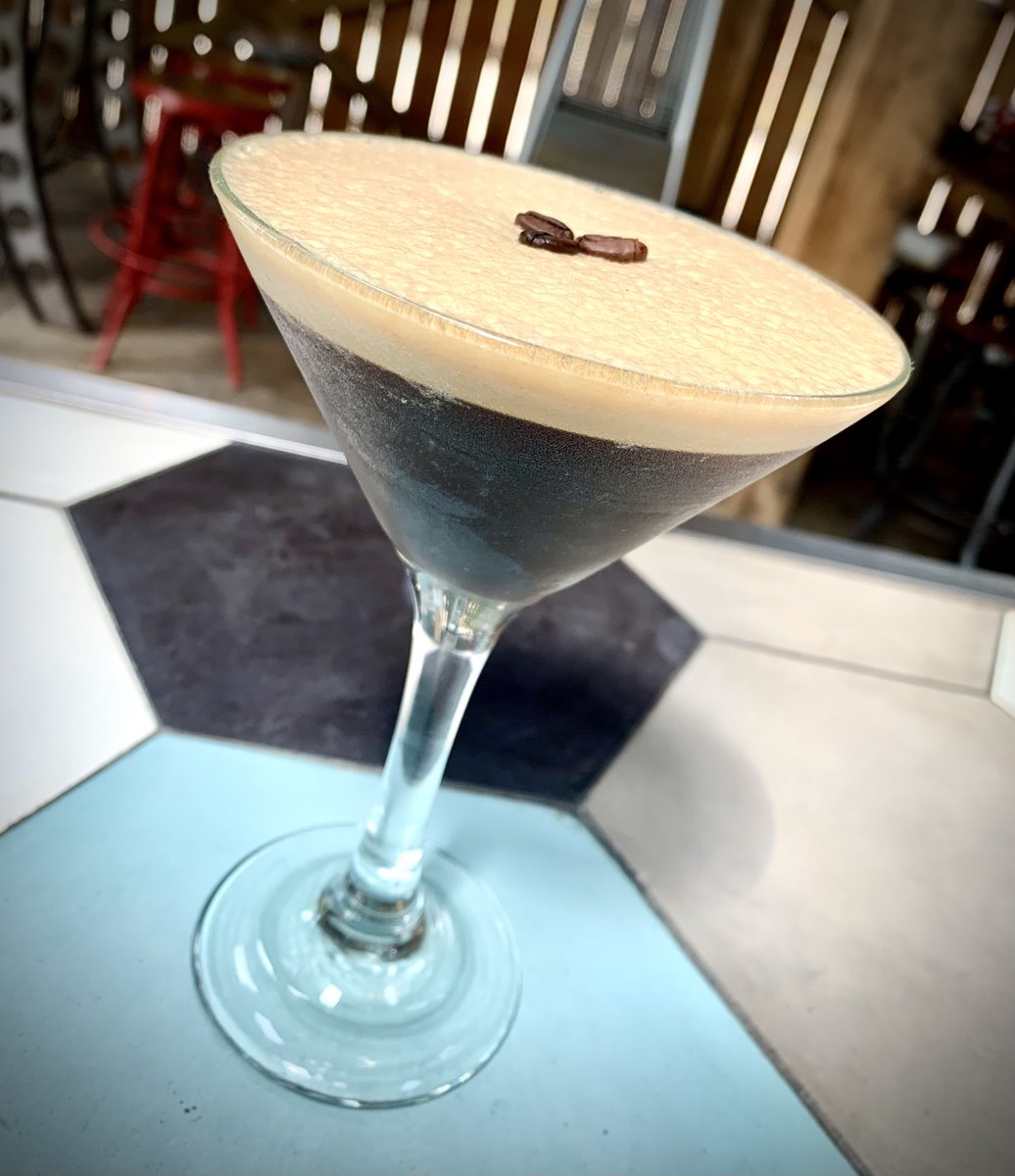 DabblingDuckGM's tweet photo. A cool espresso martini on a Thursday evening β¦ why not , Joe our Bar manager makes a wicked one . I like mine not too sweet . #thedabblingduckpub #inthebarn #thursdaydrinks #nearlytheweekend #espressomartini #perkmeup #cocktail #pubgarden #pubdrinks https://t.co/y7isZa766Y