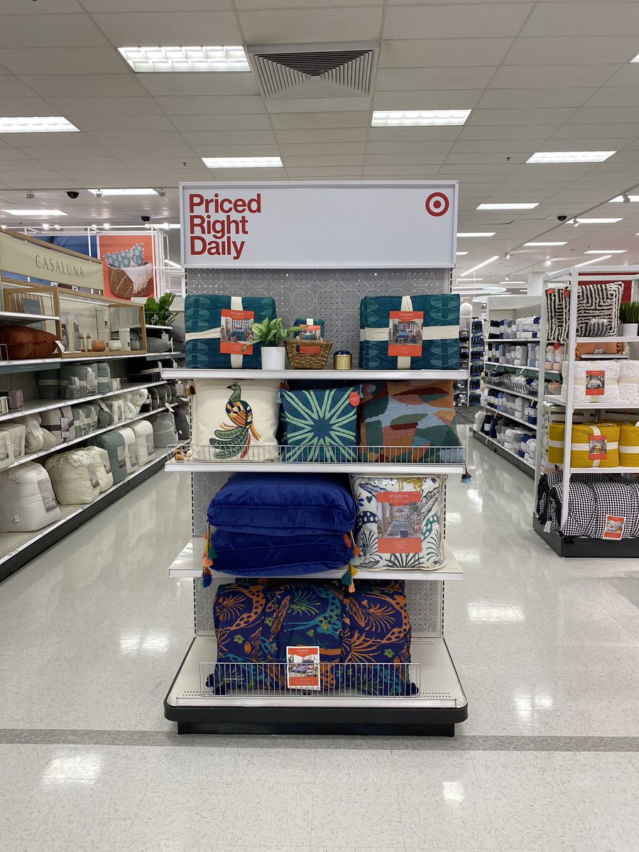 jacqui (@vm_jacquix13) on Twitter photo Come see the beautiful collection by Justina Blackeney with her Jungalow brand at Tampa’s Walters Crossing!
#D354 #T2040 #G396 #TARGET <a href="/Gary_Trader/">Garytrader</a> <a href="/aldenkooken/">Alden</a> <a href="/VisualMiami/">Alexander Agudelo</a> <a href="/alkanaan2209/">Al Kanaan</a> <a href="/ParkerTGT/">Parker</a> @kate_m_peterson Come see the beautiful collection by Justina Blackeney with her Jungalow brand at Tampa’s Walters Crossing!
#D354 #T2040 #G396 #TARGET <a href="/Gary_Trader/">Garytrader</a> <a href="/aldenkooken/">Alden</a> <a href="/VisualMiami/">Alexander Agudelo</a> <a href="/alkanaan2209/">Al Kanaan</a> <a href="/ParkerTGT/">Parker</a> @kate_m_peterson