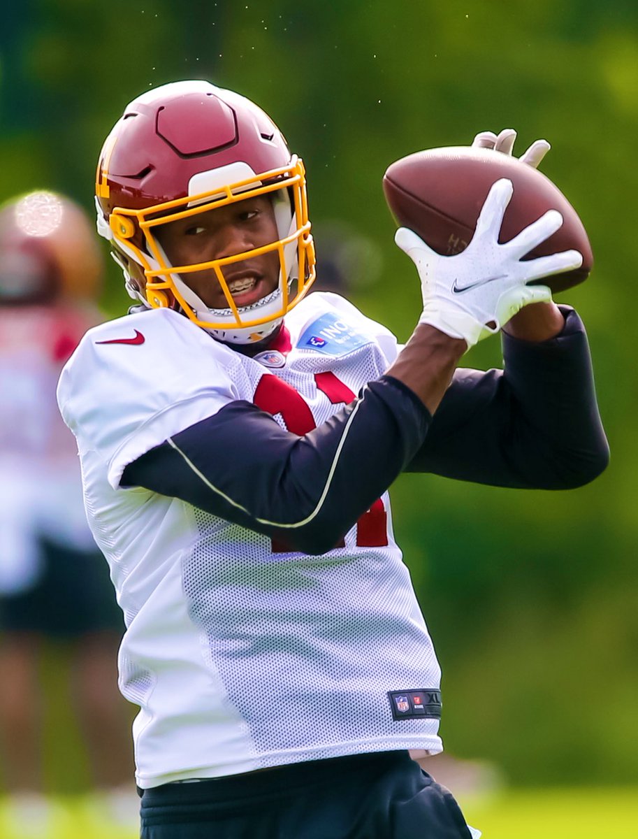 It typically takes most NFL WRs 2 yrs to feel comfortable as a pro WR. Running routes, blocking, breaking off routes and shifting to the open spot vs. zone. @gandygolden11 didn’t see much action last season for the #WashingtonFootball team. But hearing great things in mini camp.