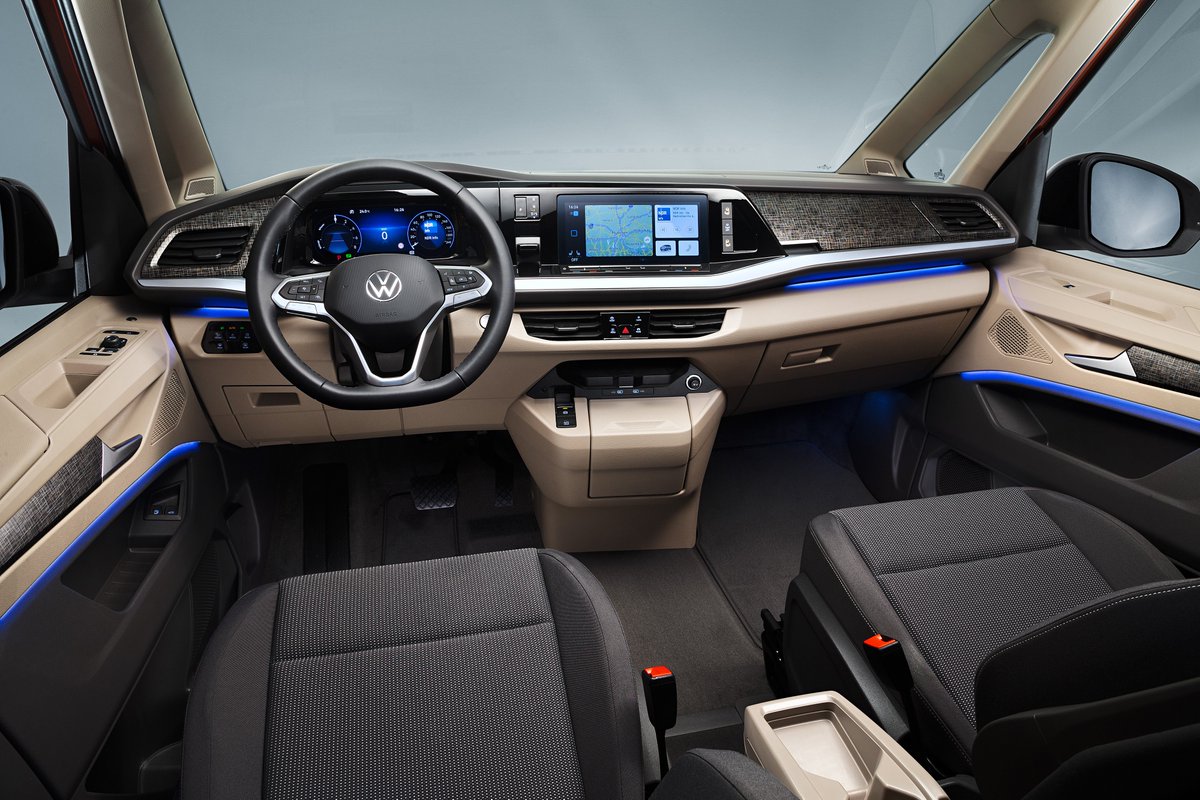 VWCV_news's tweet photo. Finally here! 🎊 The #AllNewMultivan! 
Have a look! 

[The vehicle is not for sale yet.] https://t.co/idCrMNah1D