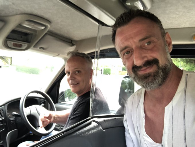 Just jumped into a black cab and who&rsquo;s the fucking driver ? @JohnBishopXXX 😩😂😂 https://t.co/aG5jNnXY<a href="/tag/mvsales"class="tags"><span>#mvsales</span></a>