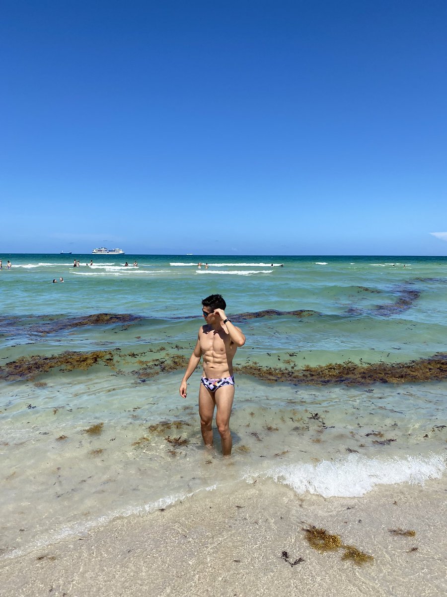 oadrianmedina's tweet photo. ¡Hola Miami, ya llegué! Llévenme a p*tear, avedá https://t.co/VQpUAguIzI