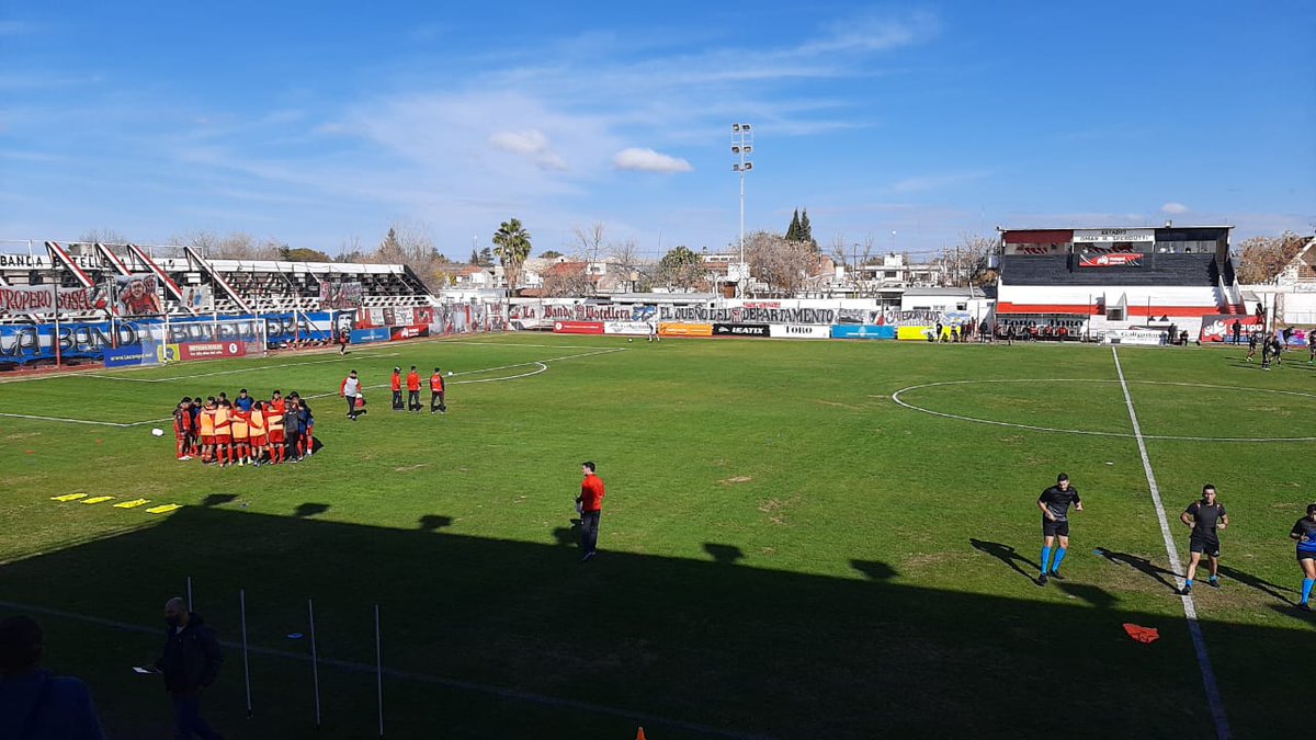 mundoascenso's tweet photo. #PrimeraNacional #ZonaA #Fecha11 

Asi luce el estadio #OmarSperdutti

A las 15 hs juegan #DeportivoMaipu y #Chacarita por @CristianGMolina https://t.co/MiH9I889t0
