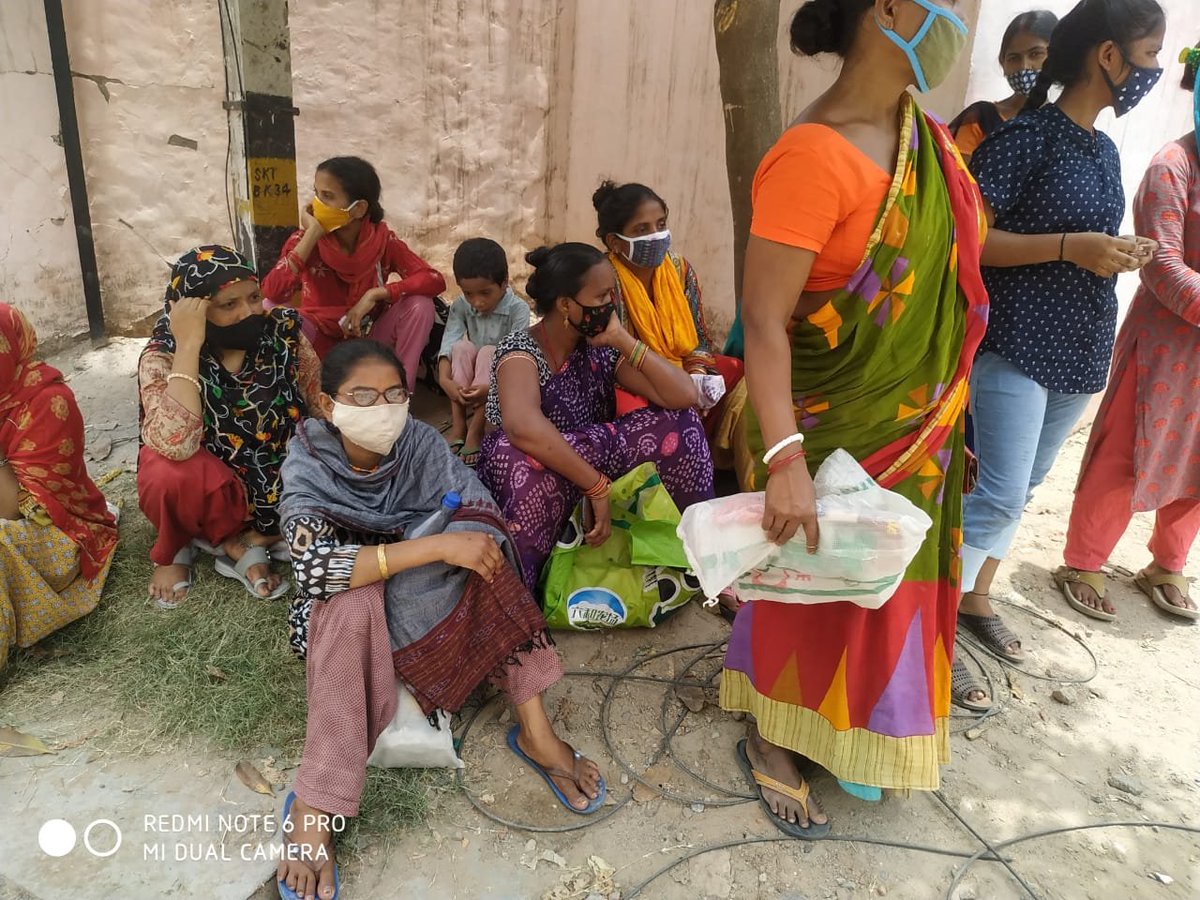 RTF_DRRAA's tweet photo. No distribution to people w/o ration cards at many places as only stock of rice or wheat was available- 
7. Patparganj Primary School
8. Trilokpuri West Primary School
9. Jasola Vihar Primary school
10. Nangloi Gaon primary school
11. Bawana Sec. school
12. Kirari Nigam Vidyalaya https://t.co/sblIt1f6W2