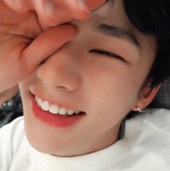 Yasmim STRAY KIDS IS 8๐ tweet media