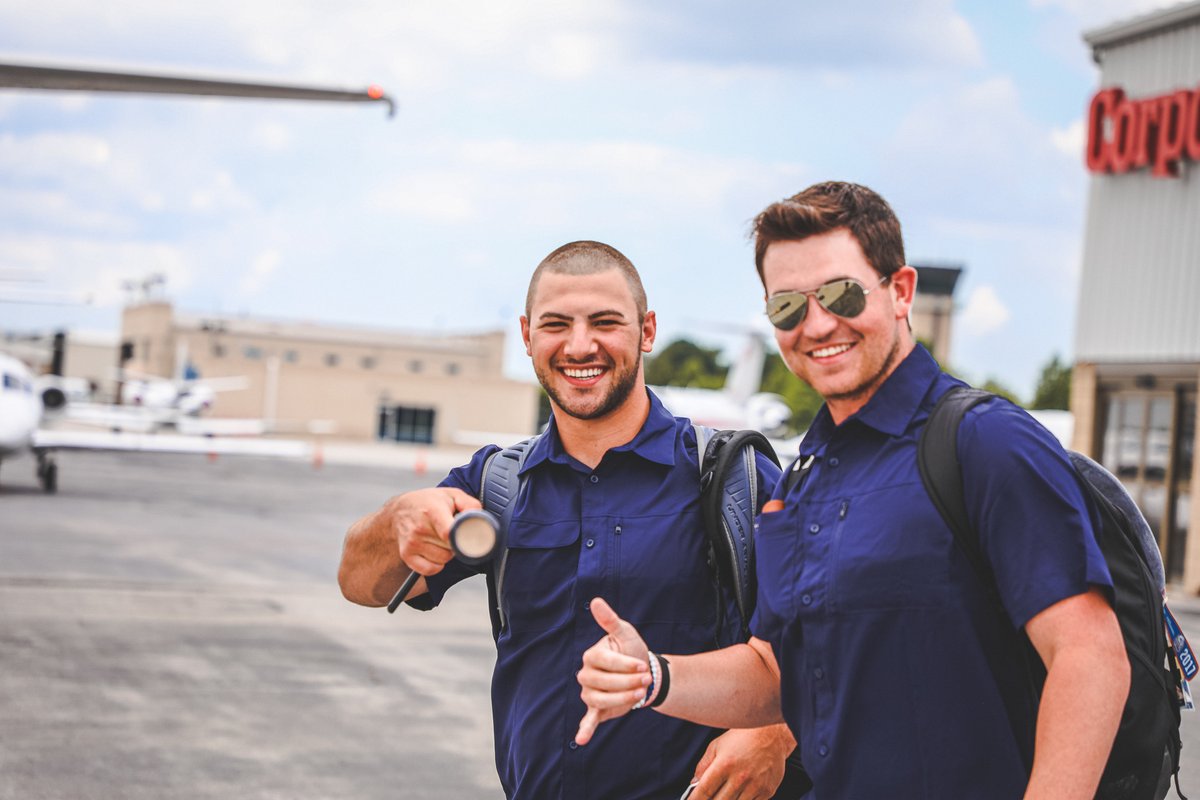 NDBaseball's tweet photo. South Bend ✈️ Starkville

#GoIrish x #Rally https://t.co/X3yPQezhMU