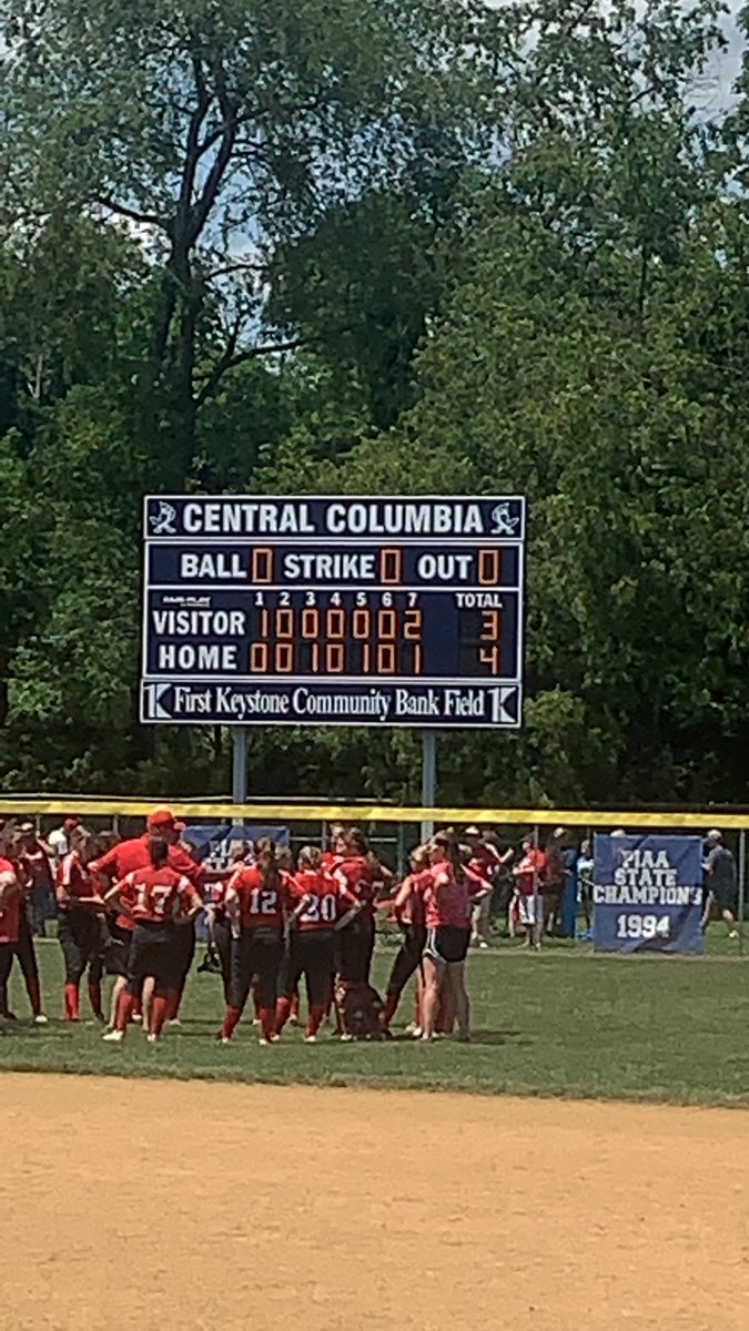 TVAthleticDept's tweet photo. PIAA Softball: Game Over!!!  Brit Rice with the WALK OFF. 🐾🤠💥 4-3 https://t.co/3fvFURkNOO
